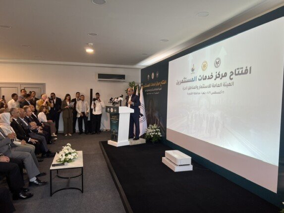 محافظ القليوبية: مركز خدمات المستثمرين ببنها خطوة مهمة لجذب الاستثمارات ودعم الصناعة
