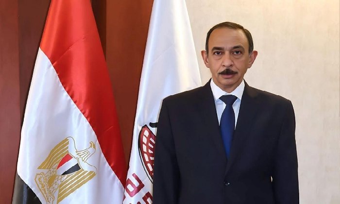 إحباط تهريب 77 طن قمح محلي داخل جرار بمقطورة في طهطا بسوهاج – الأسبوع