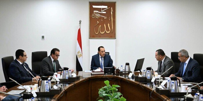 رئيس الوزراء يتابع مستجدات «مستشفى 500500» بالشيخ زايد – الأسبوع