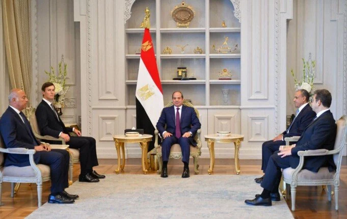 الرئيس السيسي يستقبل كوشنر صهر ترامب بحضور وزير الخارجية ورئيس المخابرات العامة