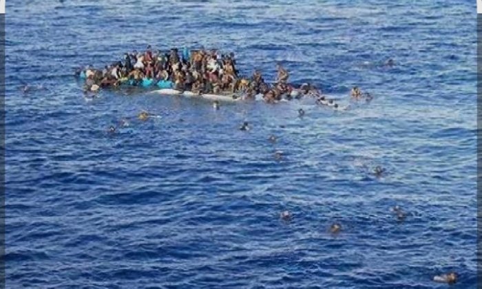 خفر السواحل الموريتاني ينقذ زورقا على متنه 315 مهاجرا في طريقهم لأوروبا – الأسبوع