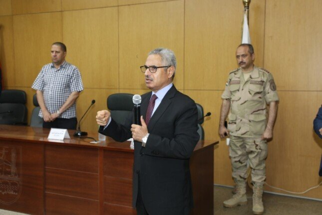 محافظ بني سويف يشهد تدريب العاملين على خطط الإخلاء ومواجهة الطوارئ – الأسبوع