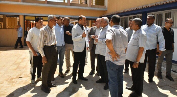 محافظ أسيوط يتفقد مدارس «المصرية الإيطالية للتكنولوجيا التطبيقية» – الأسبوع