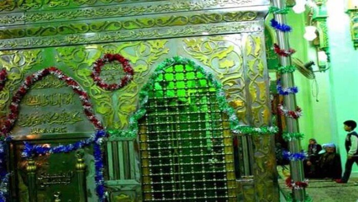 هل تجوز زيارة الأضرحة ومقامات آل البيت في المولد النبوي؟ – الأسبوع
