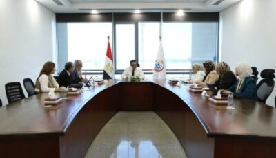 وزير الصحة يبحث التوسع في جراحات استبدال المفاصل بتقنية الروبوت – الأسبوع