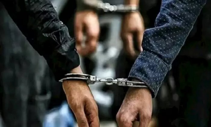 رفض تطليقها.. مشاجرة بين طبيب وأشقاء زوجته بدار السلام والأمن يتدخل – الأسبوع