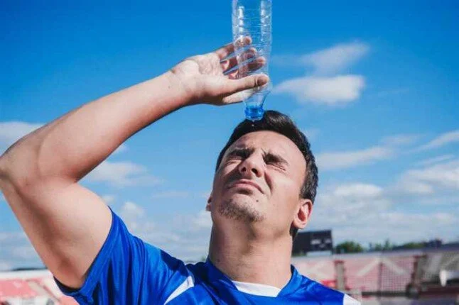 نصائح مهمة في الحر.. 8 طرق تحافظ بها على جسمك من الجفاف – الأسبوع