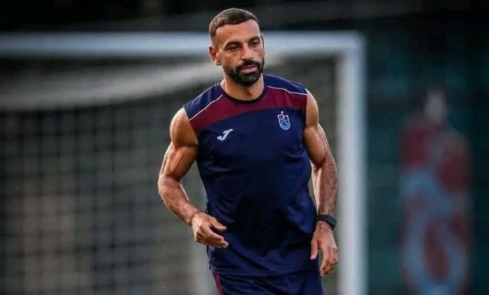 محمد صلاح يقود تشكيل طرابزون المتوقع لمباراة قاسم باشا في افتتاح الدوري التركي