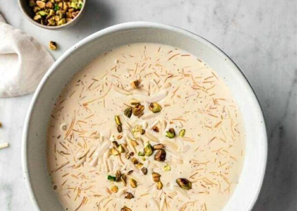طريقة عمل حلوى الشعرية باللبن بخطوات سهيلة وبسيطة – الأسبوع