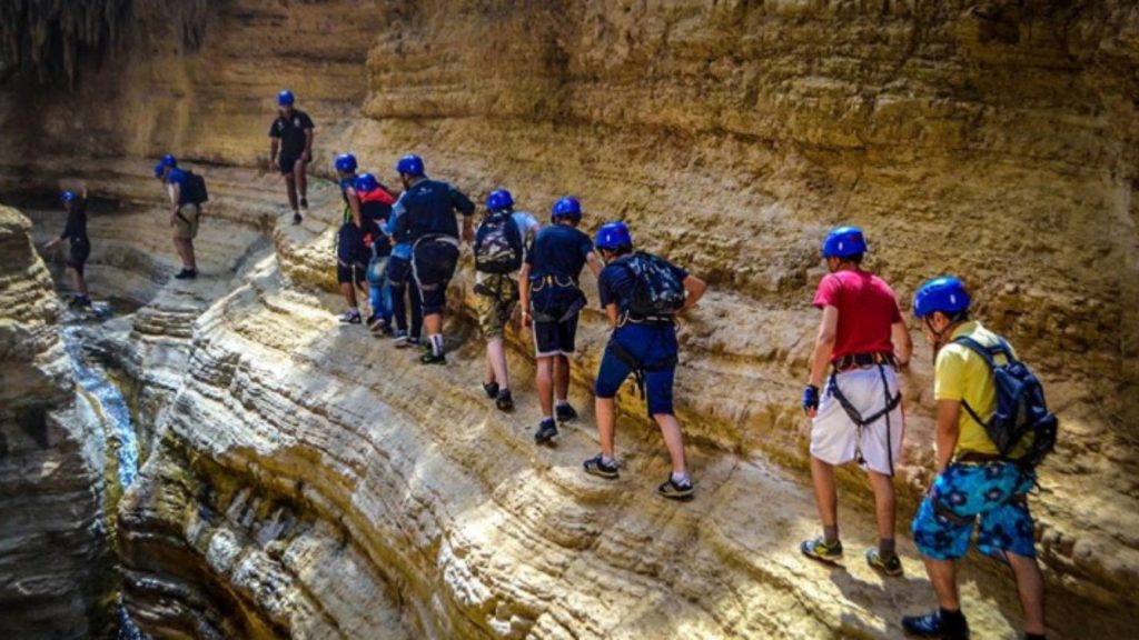 سياحة المغامرات تنشط الحركة السياحية وتدعم المشاريع المحلية في عجلون – هلا اخبار