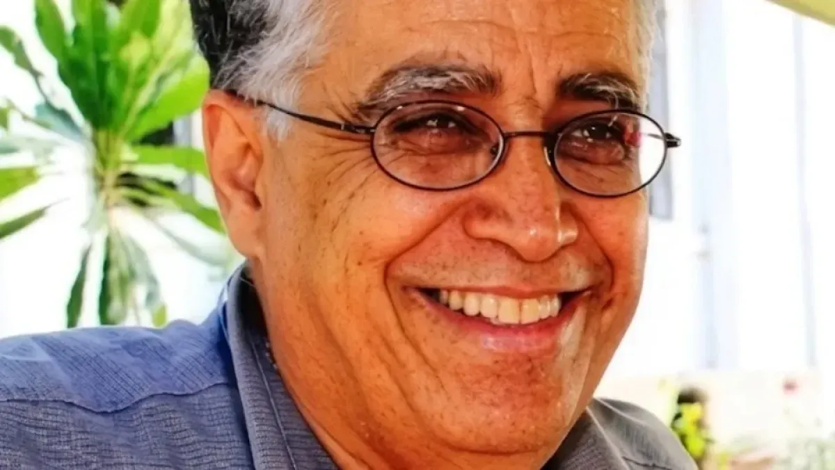 وهران تفقد الصحفي والكاتب المسرحي سيد أحمد سهلة