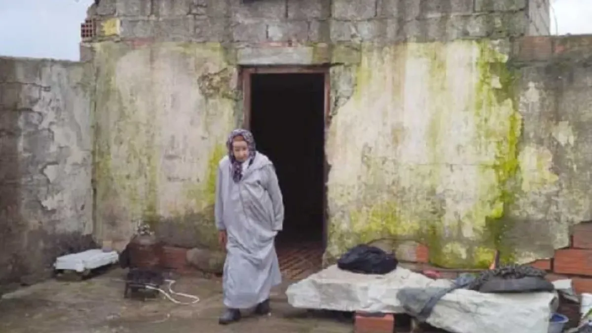 خالتي أنيسة تفقد ابنها وهي جائعة في ظلام النهار