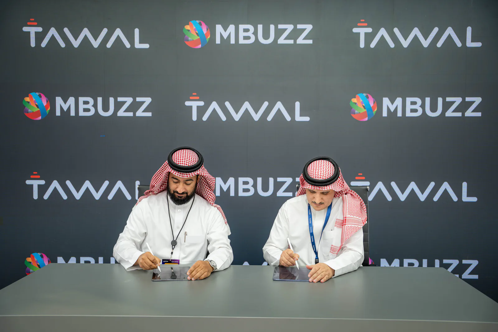 “MBUZZ” و”توال” تمددان شراكتهما لتعزيز التعاون في مجالات التقنية والاتصالات والبنية التحتية الرقمية