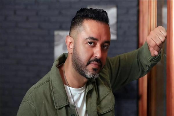 حاتم فهمي يكشف عن أسباب غيابه عن الساحة الغنائية