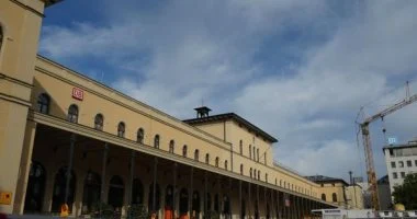 إغلاق محطة قطار بألمانيا..انفجار وأجسام مشبوهة تثير الذعر..فيديو