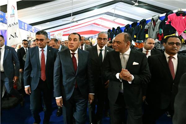 رئيس الوزراء يفتتح المعرض الرئيسي لـ «أهلًا مدارس» بمحافظة الجيزة