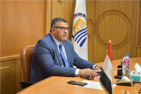 محافظ قنا يوجه بسرعة إنهاء مشروعات «حياة كريمة» وفق الجداول الزمنية