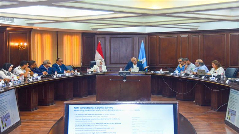 الدراجات تدخل خطة نقل الإسكندرية.. أيمن عطية يضع ملامح «شبكة المواصلات المستقبلية» حتى 2035