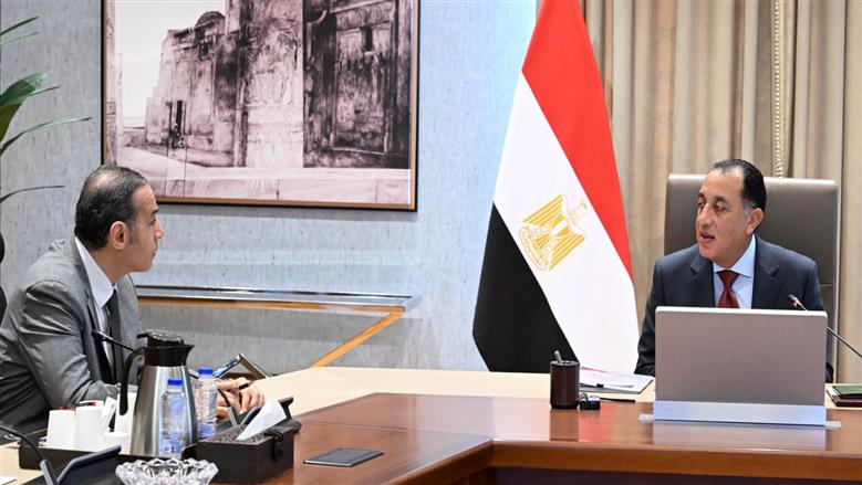 مدبولي يبحث تطورات القطاع المالي غير المصرفي وجهود حماية المتعاملين مع «الرقابة المالية»