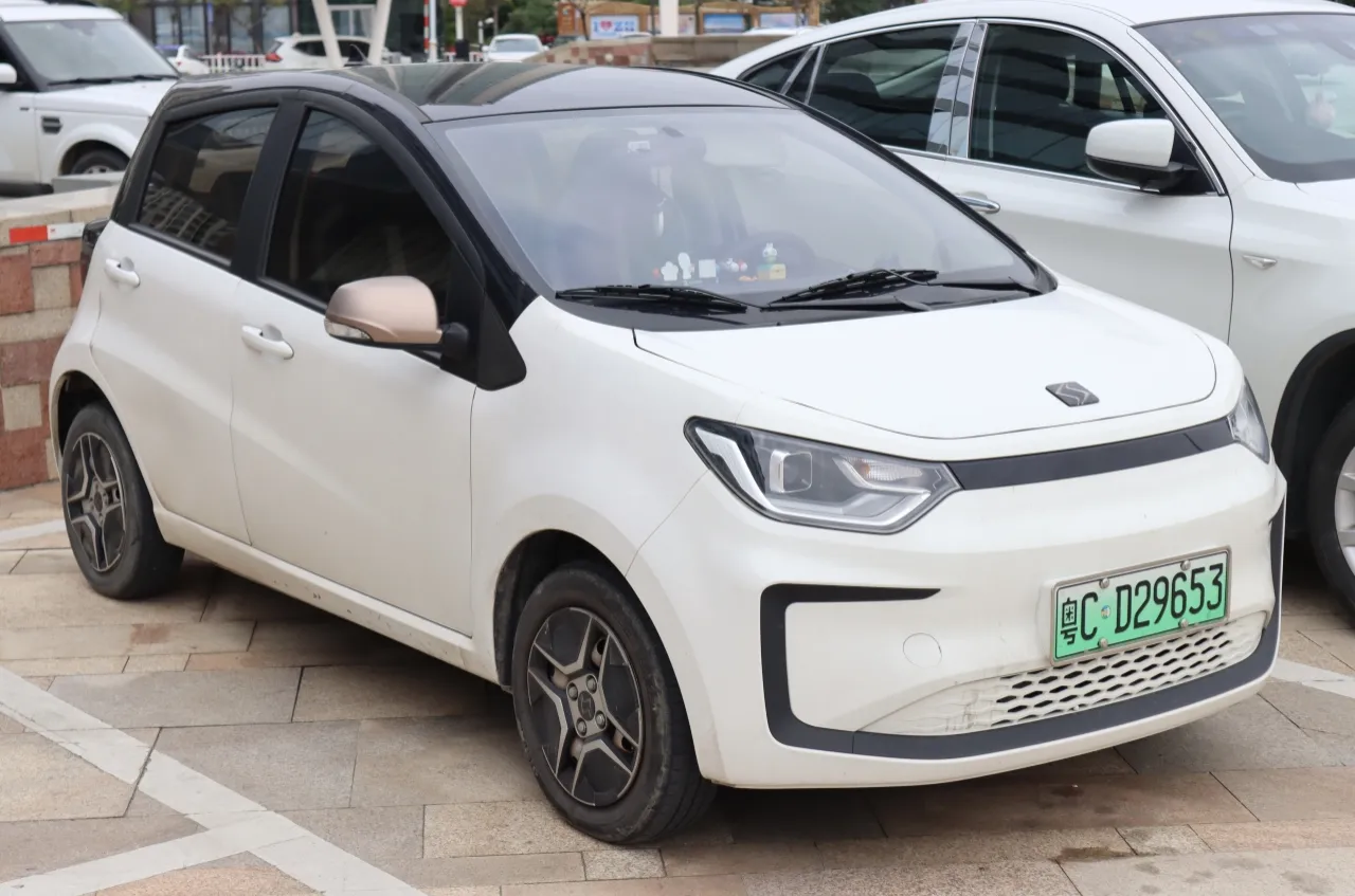 الأردن.. الصناعة والتجارة تكشف عيباً مصنعياً في مركبات (JAC)
