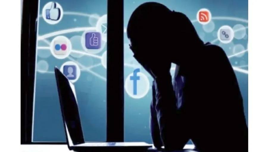 دراسة: العنف الرقمي يشكل تحديا بنيويا أمام مشاركة النساء في ال…