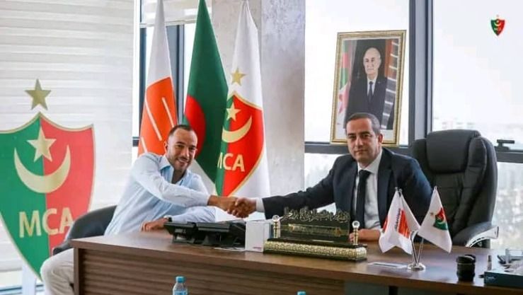 مولودية الجزائر تعلن رحيل جمال بلعمري عن منصب المناجير والناطق الرسمي