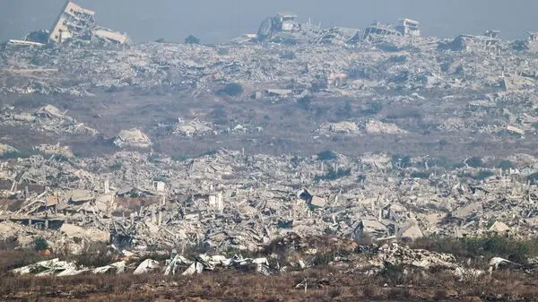 إسرائيل تنشر مشاهد لتدمير نفق في غزة.. بطول كيلومتر