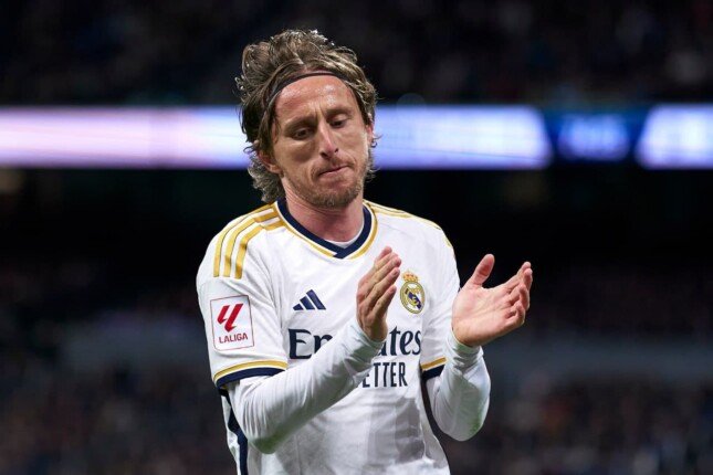 لوكا مودريتش يوجه رسالة مؤثرة إلى ريال مدريد ويكشف مفاجأة عن عودته – الأسبوع