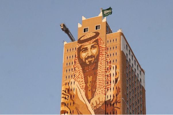 هرمز مغلق ومفتوح في آن واحد  من تهاوي الريال إلى تأخر صرف المعاشات وعدم وضوح وضع مضيق هرمز، تتفاقم تداعيات الحرب على إيران.